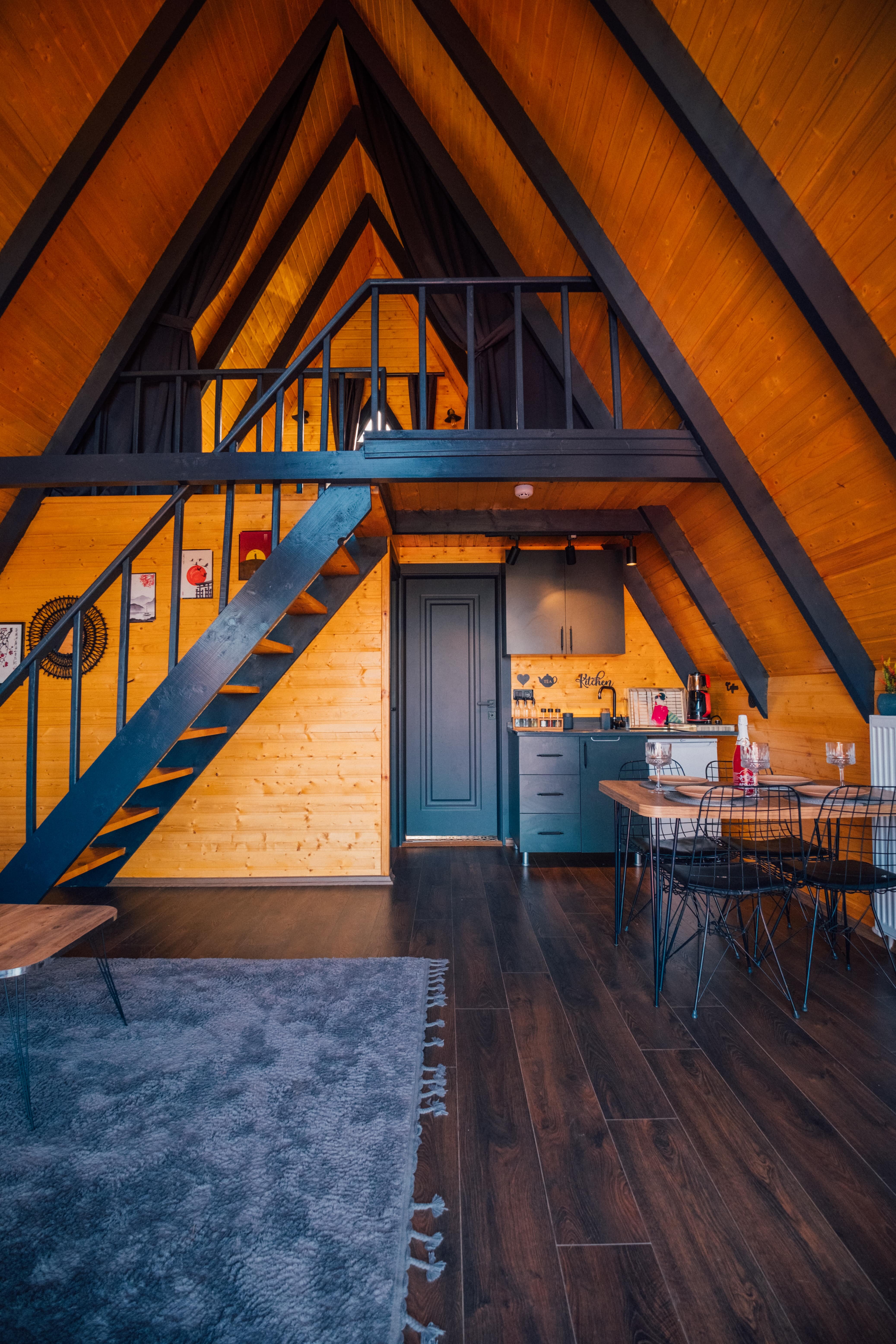 Bungalov ( Bahçede Özel Isıtmalı Havuz ,Jakuzi)