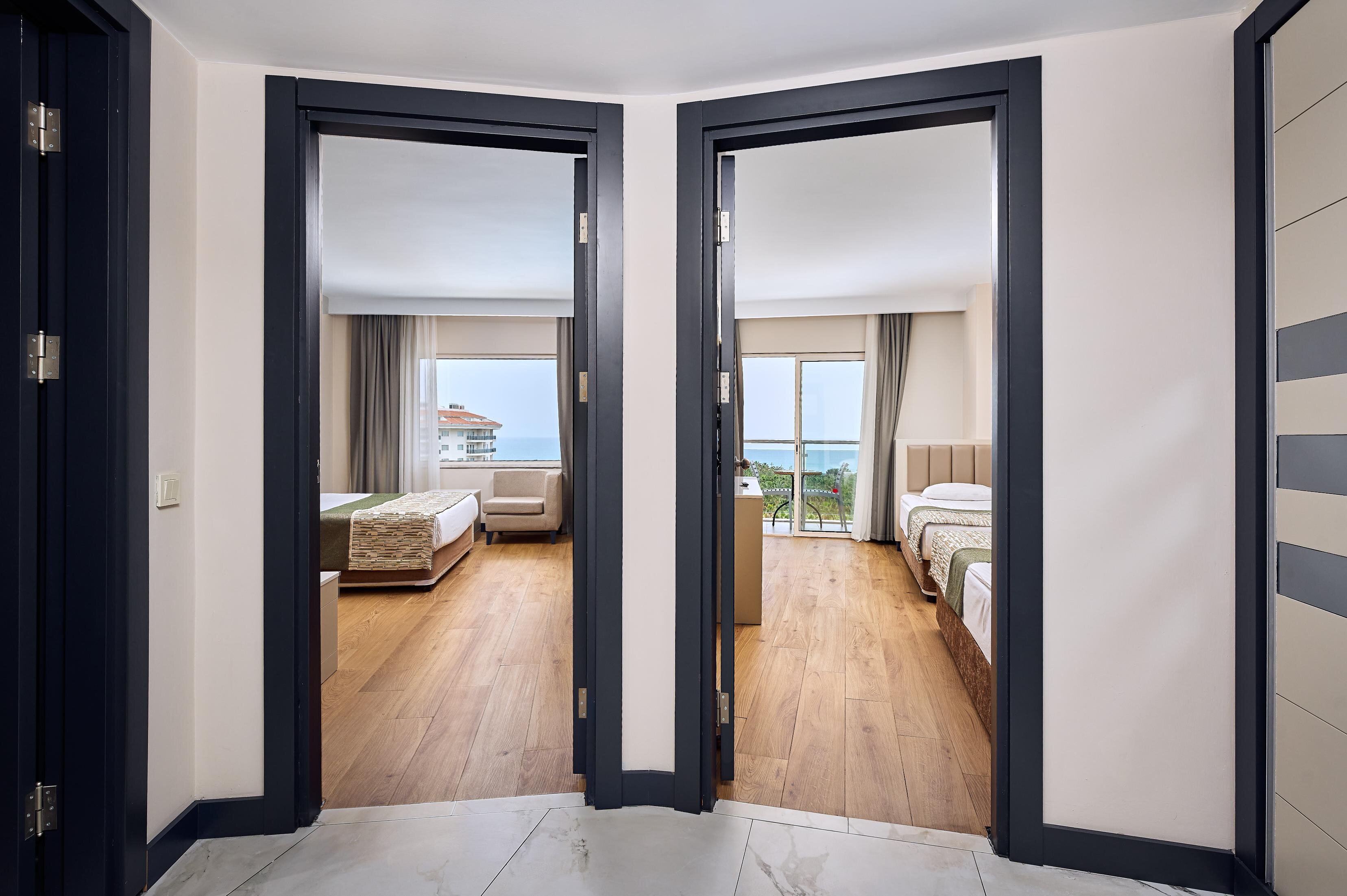 Seaden Sea World Resort & Spa