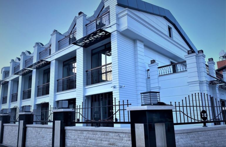 Miyas Luxury Hotel