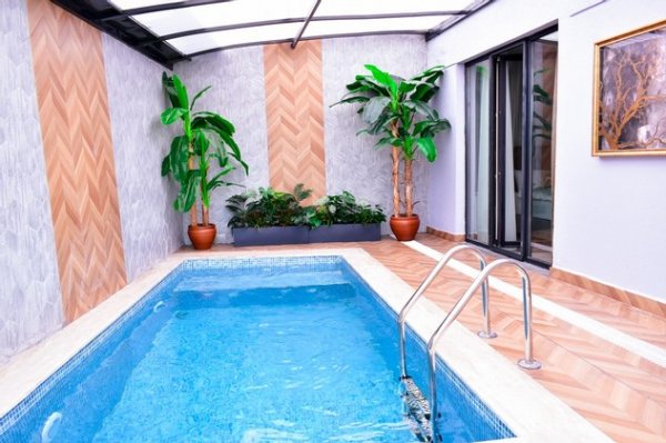 Green Hills Suites Honeymoon Suite Private Pool