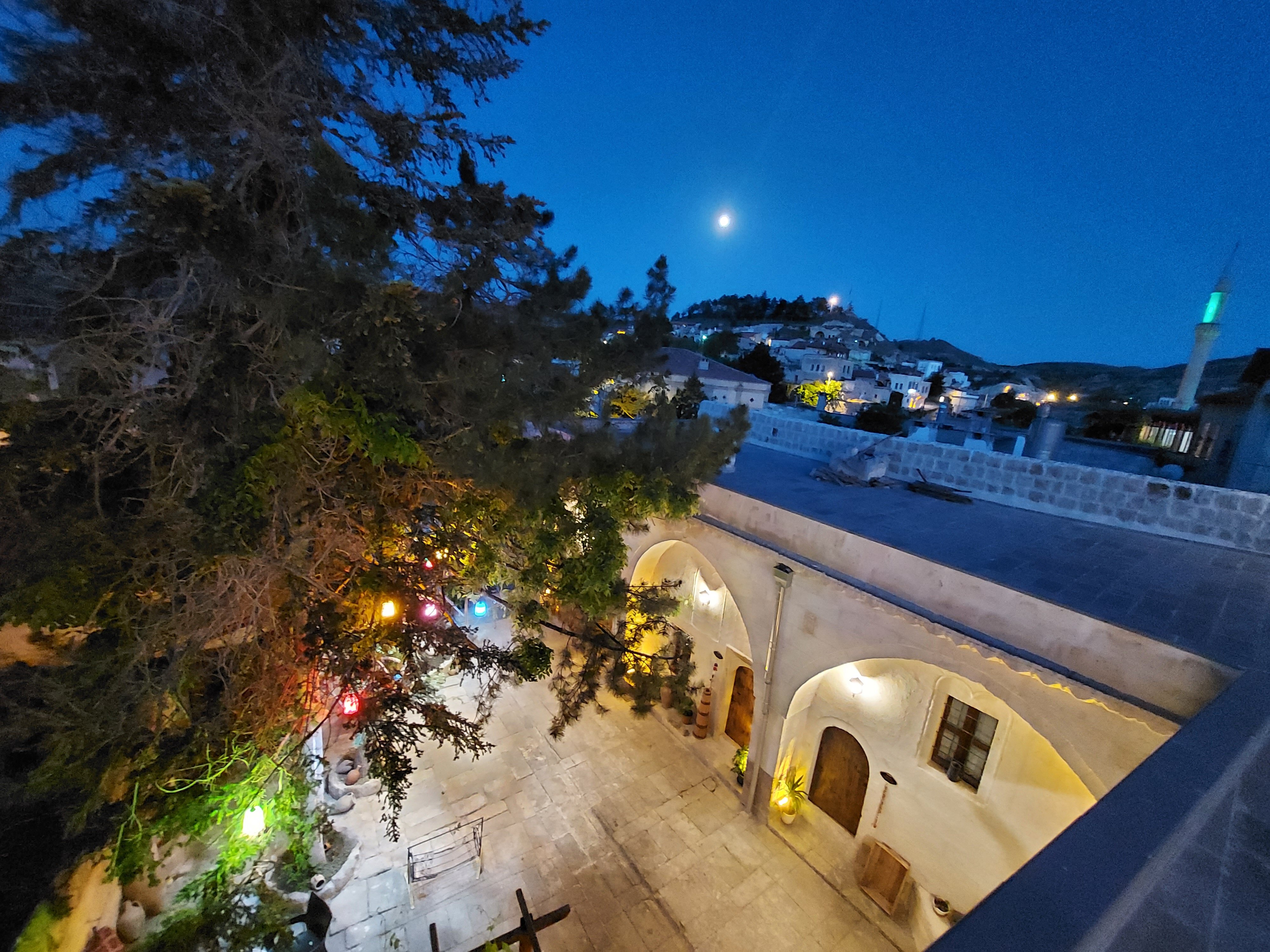 Armesos Cave Hotel · 15