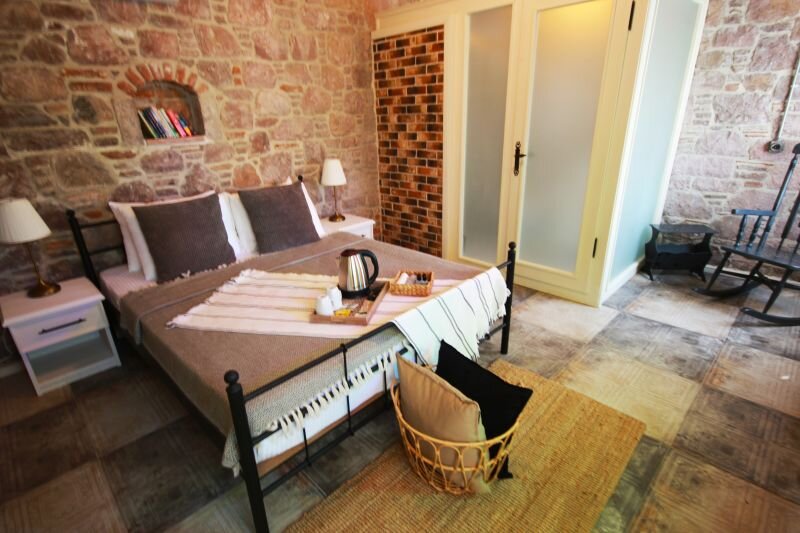 Honeymoon Suite Room