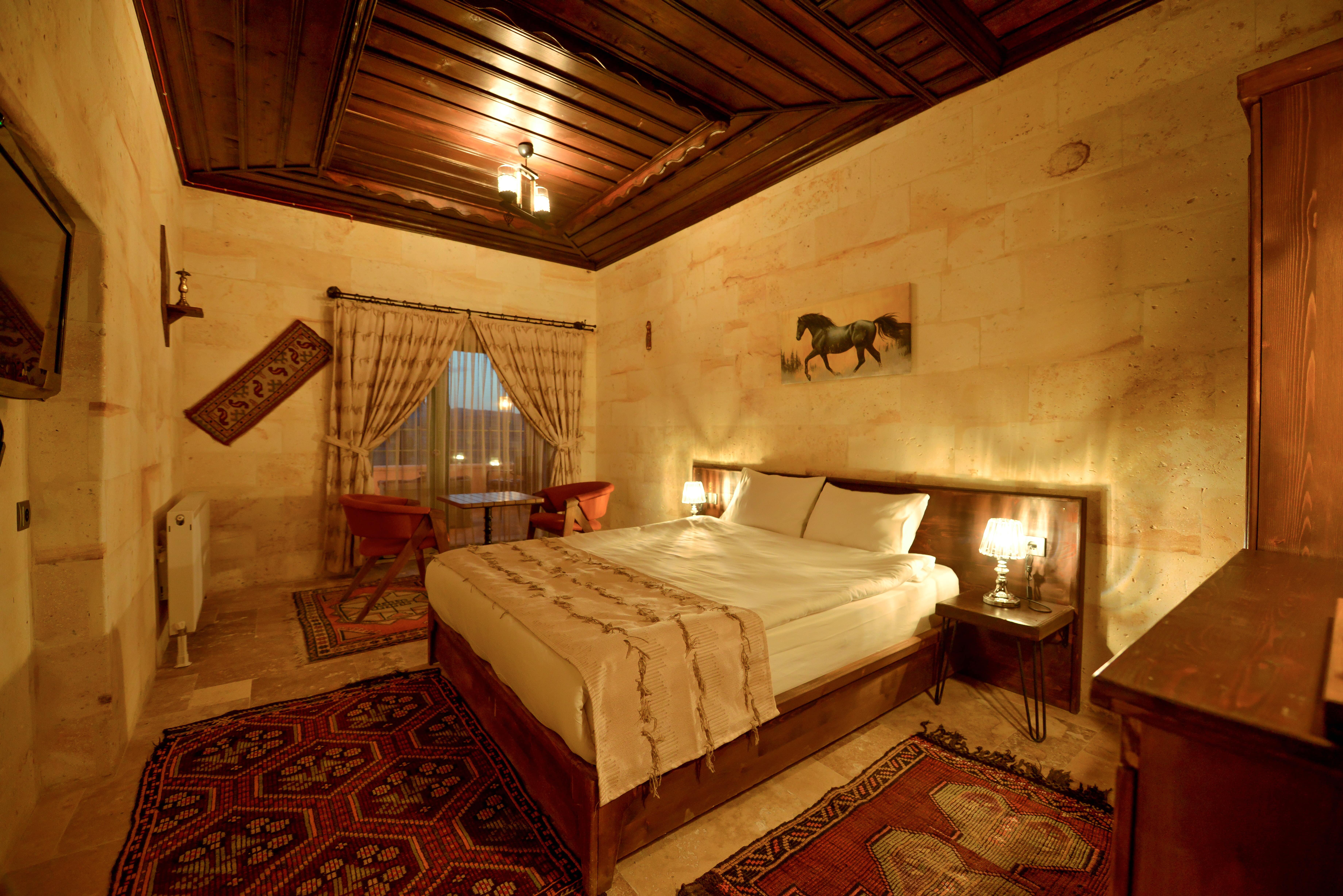 Deluxe Oda (Vadi Manzaralı)