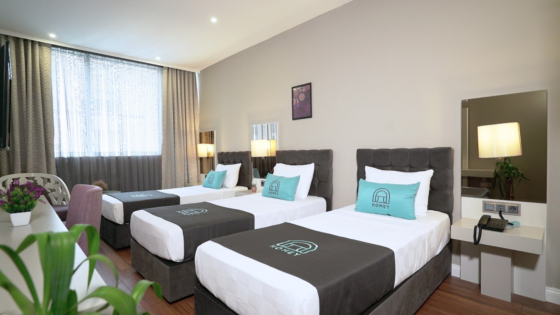 Homey Airport Hotel