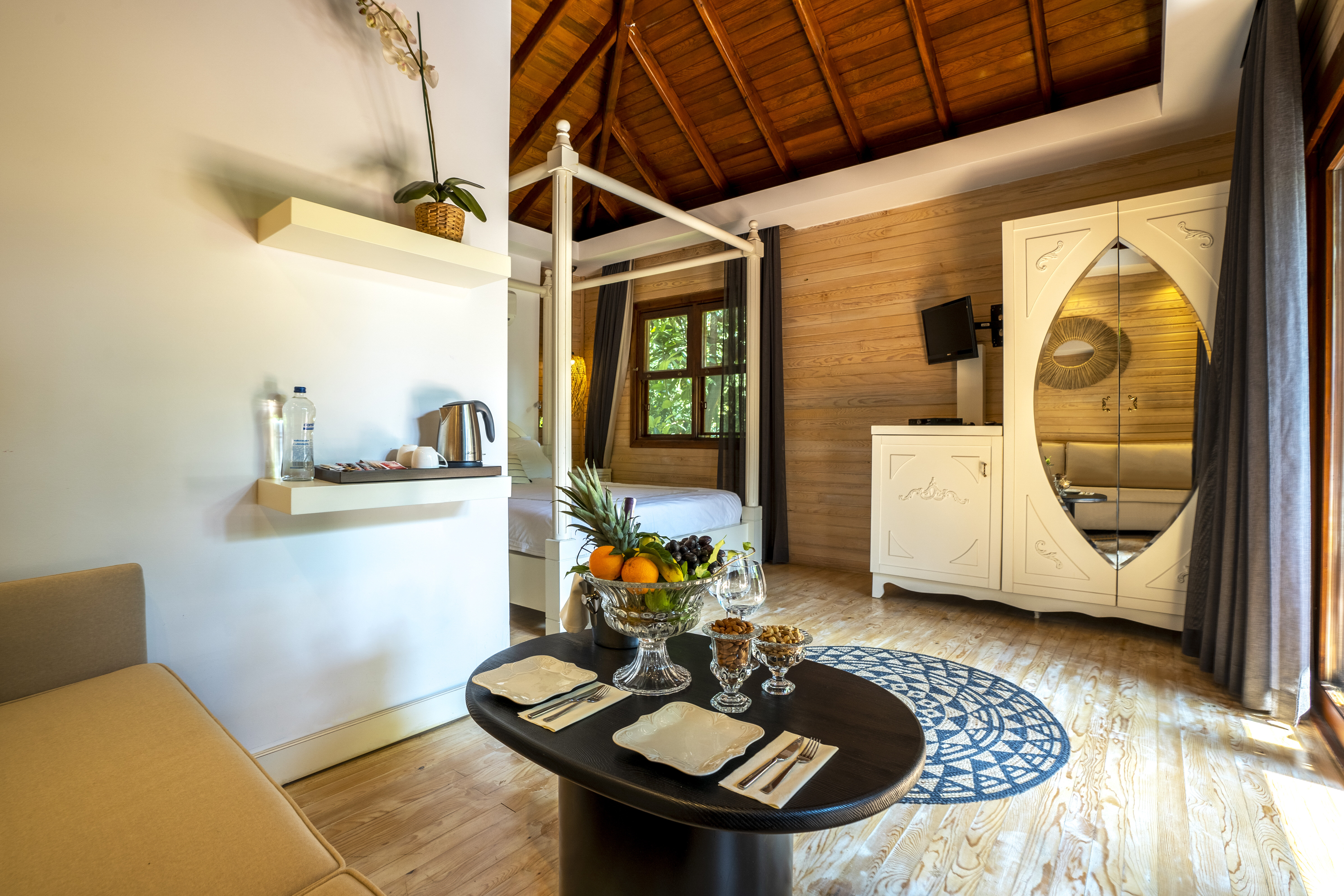 Jakuzili Süperior Bungalow