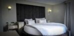 Deluxe King (Corner) Room Görseli