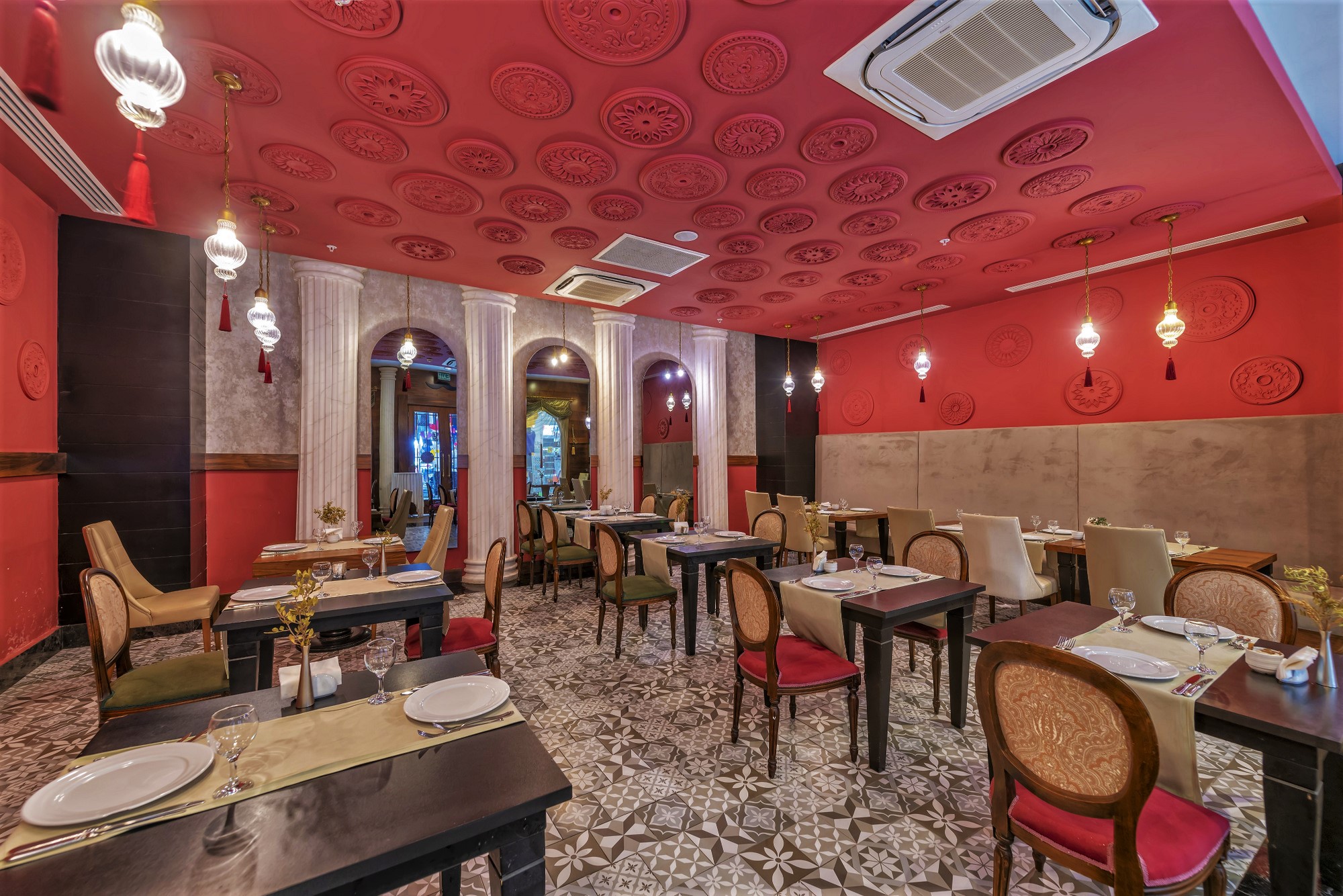 Lrs Port River Hotel & Spa