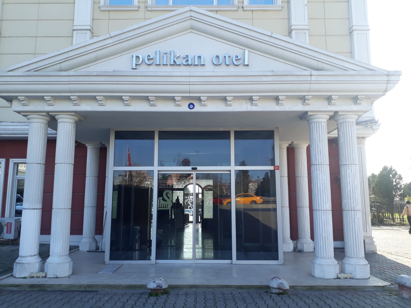 Pelikan Hotel