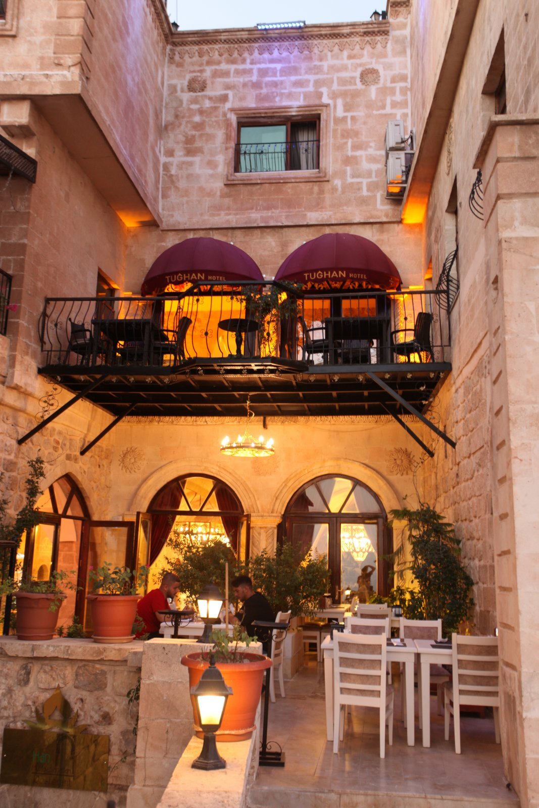 Tuğhan Hotel