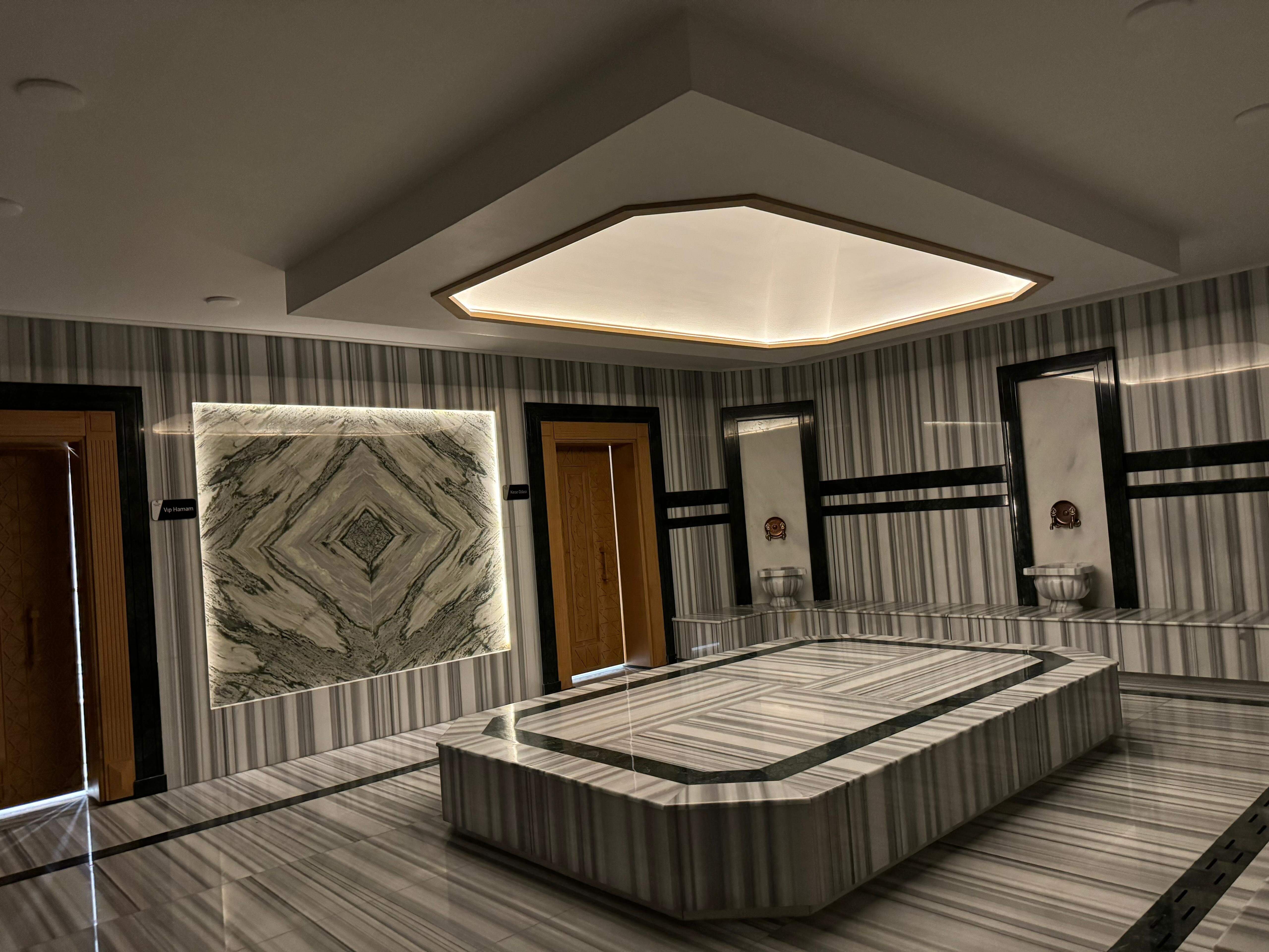 S Class Hotel & Convention Center · 11