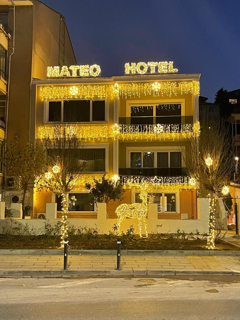 Mateo · 9