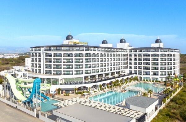 Side Moon Palace Hotel