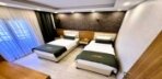 King Studio Apartment with Balcony & River View Görseli