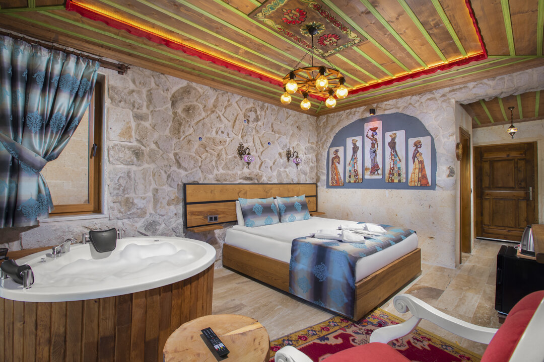 Luxury Room, Garden View (Jacuzzi)