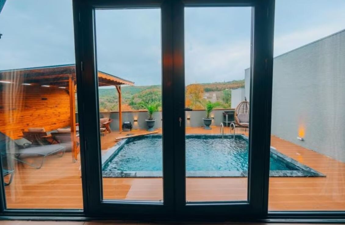 Deluxe Bungalov