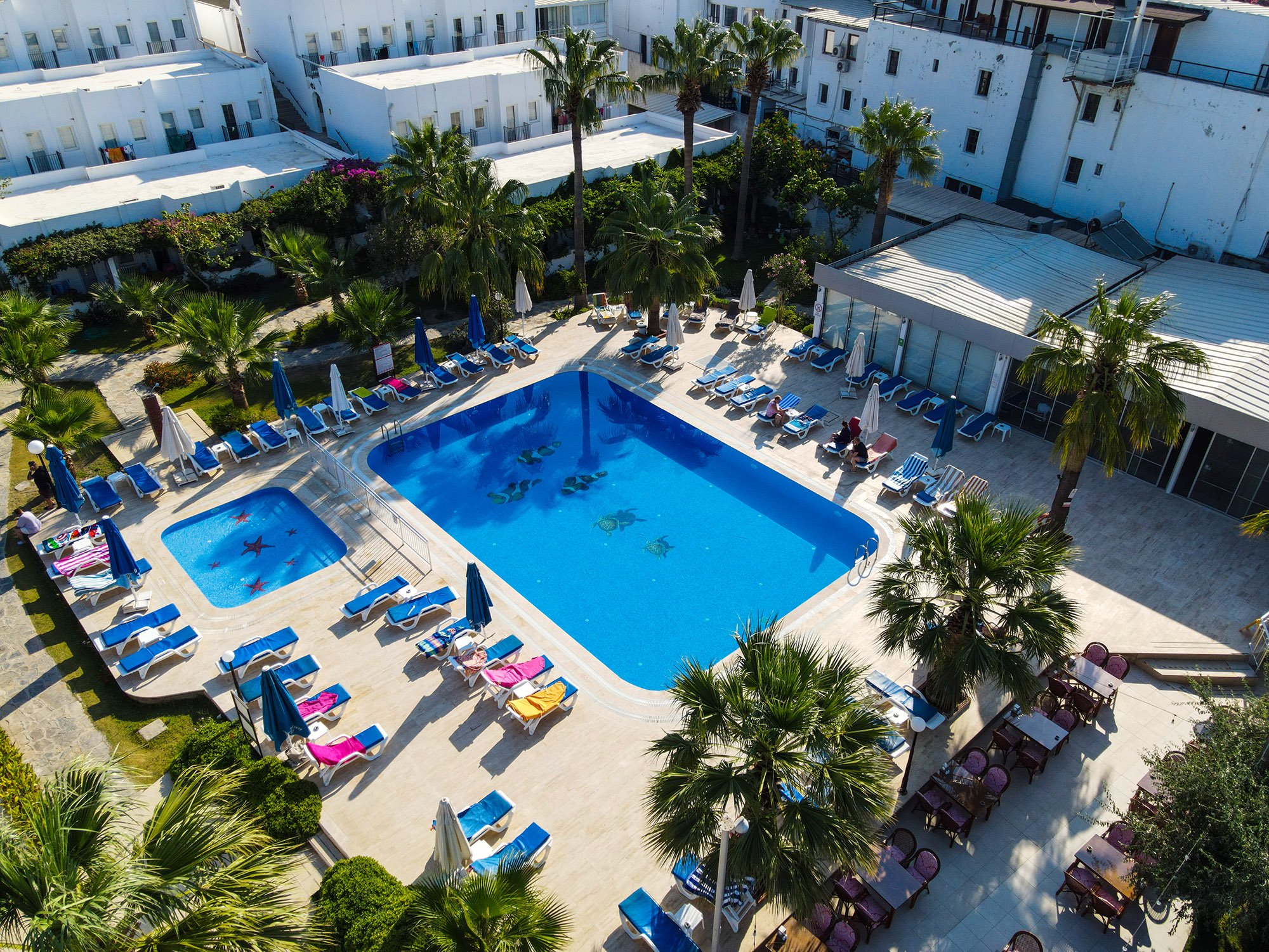 Nagi Beach Hotel · 16