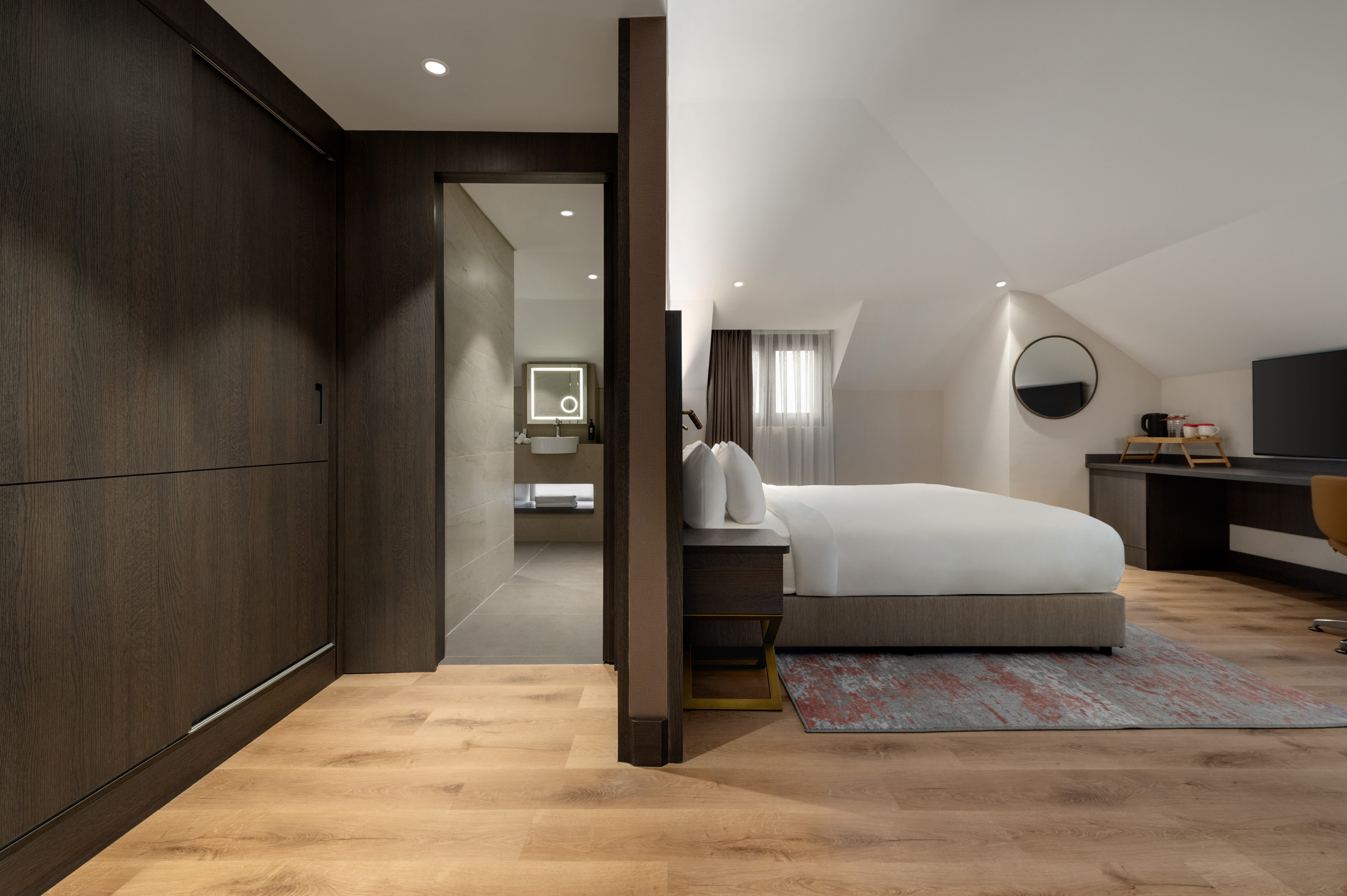 PREMIUM ROOM 1 KING BED WITH HOT TUB