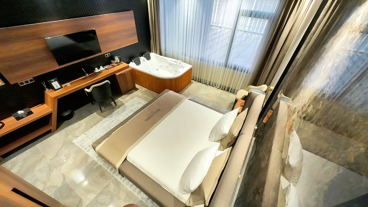 2+1 Deniz Manzaralı Suit
