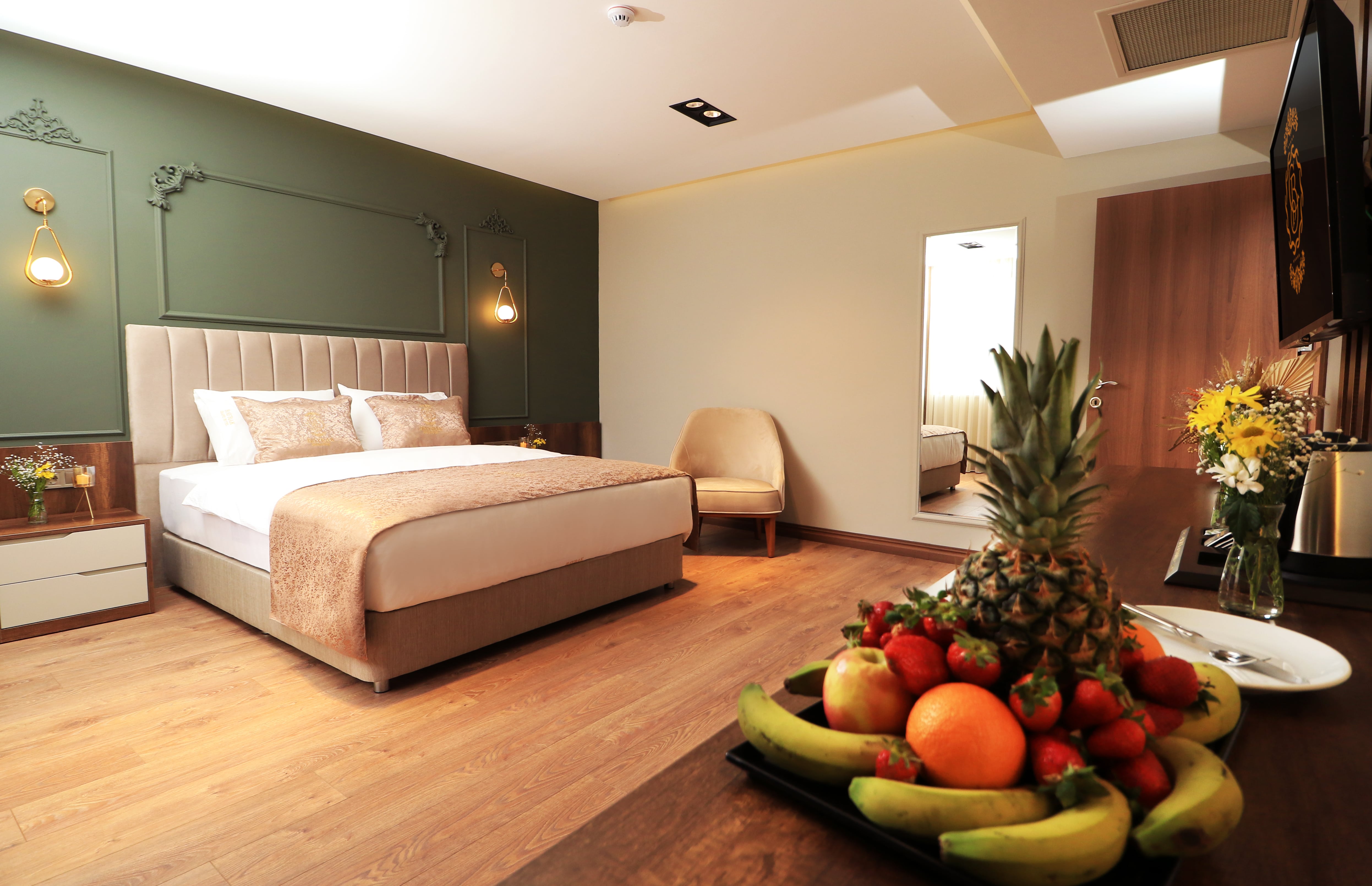 Bayrak Grand Hotel