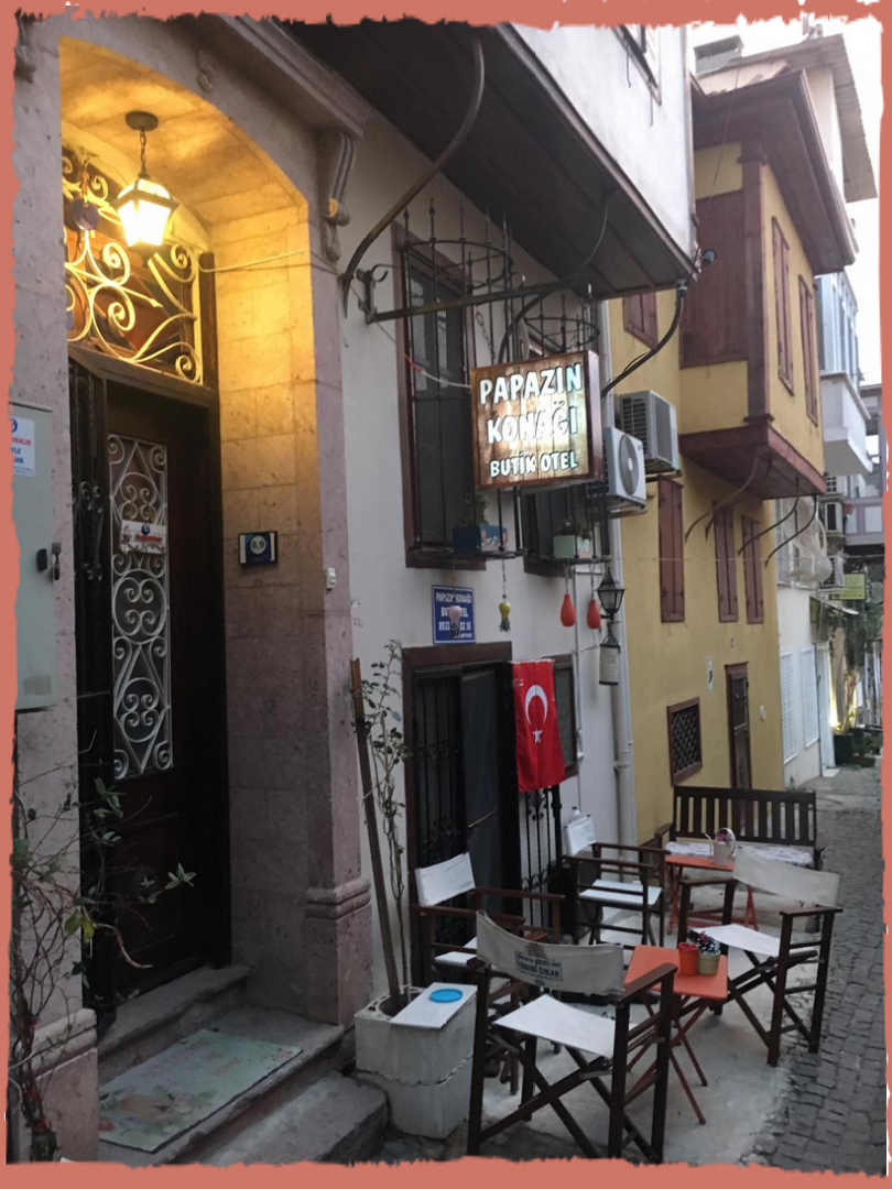 Papazın Konağı