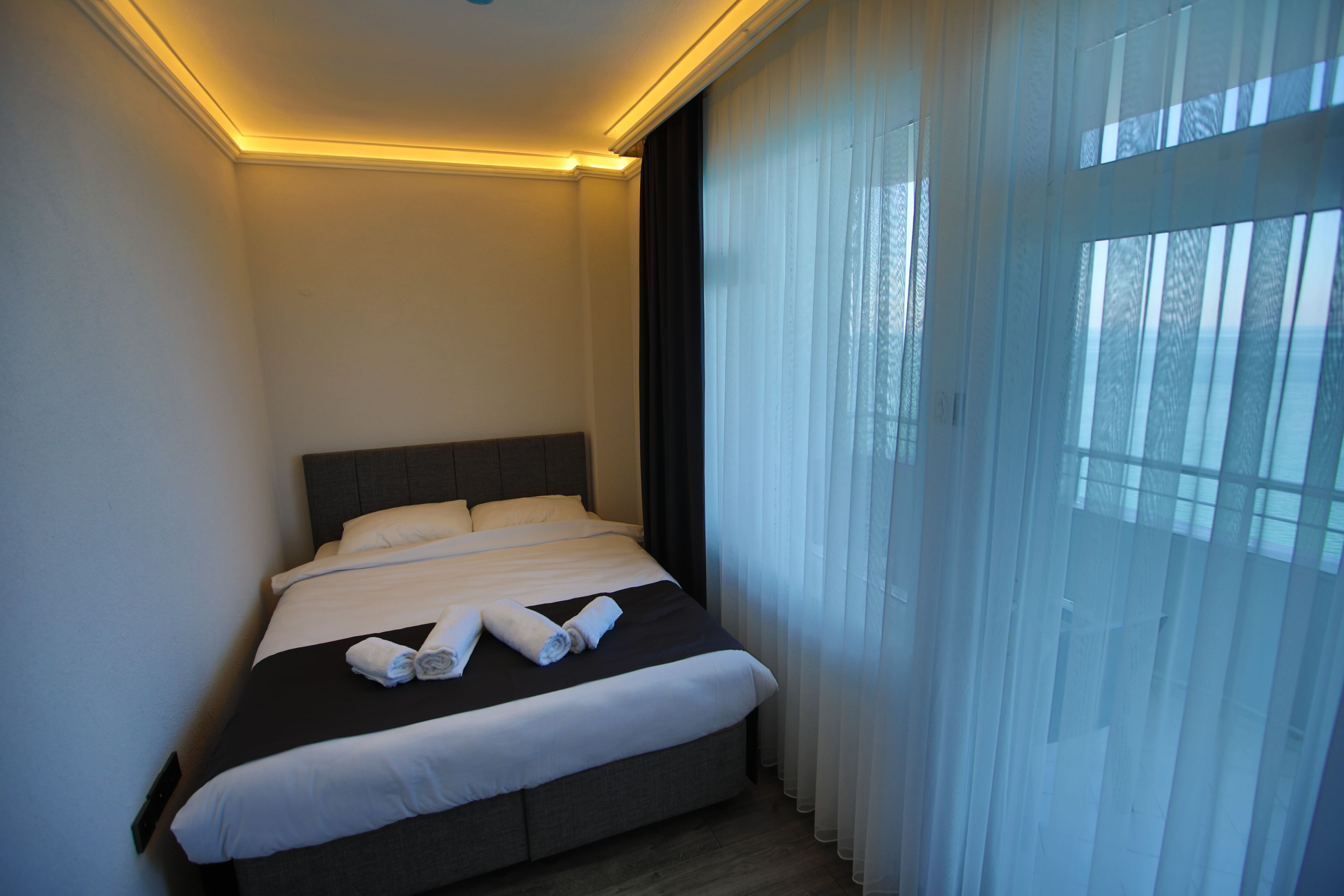 Black Pearly Hotel