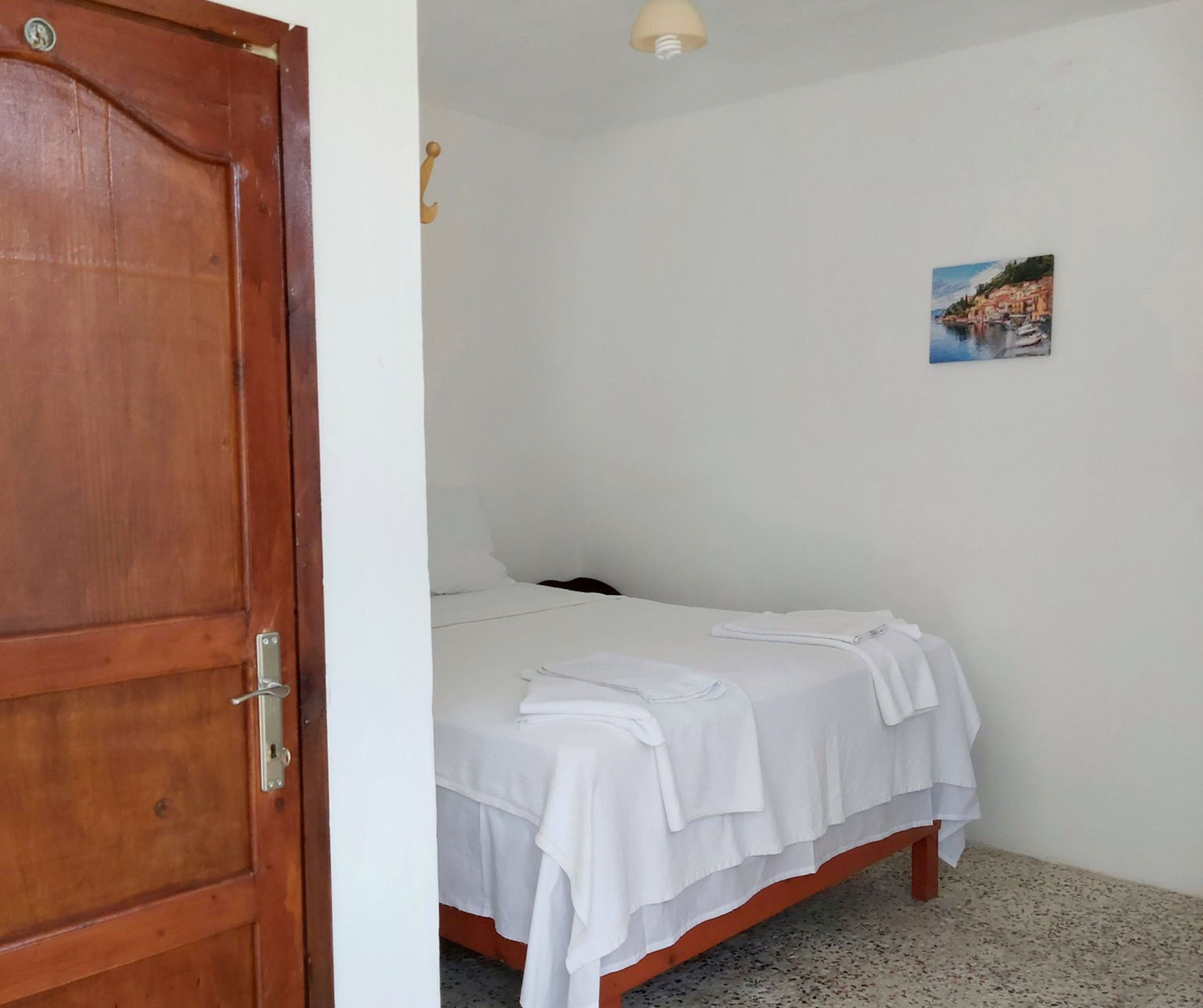 Manastır Otel Marmara Adası