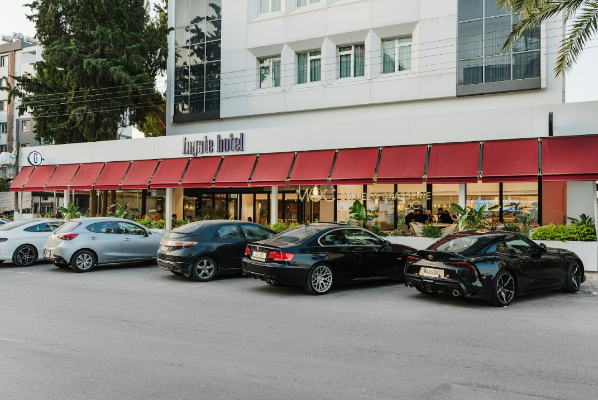 Ingate Hotel