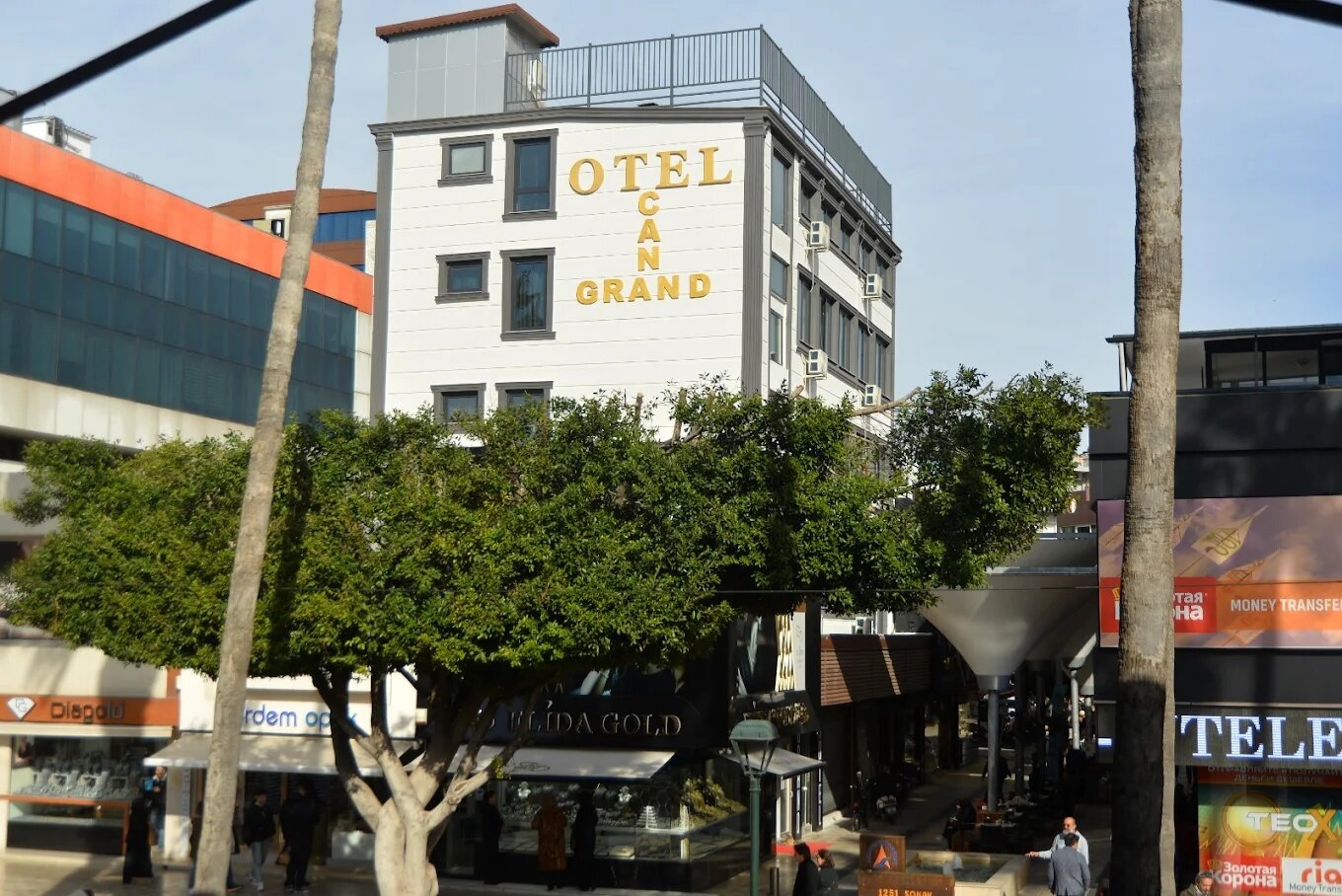 Can Grand Hotel