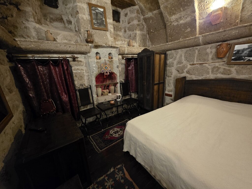 Kapadokya Ihlara Konakları and Caves · 386