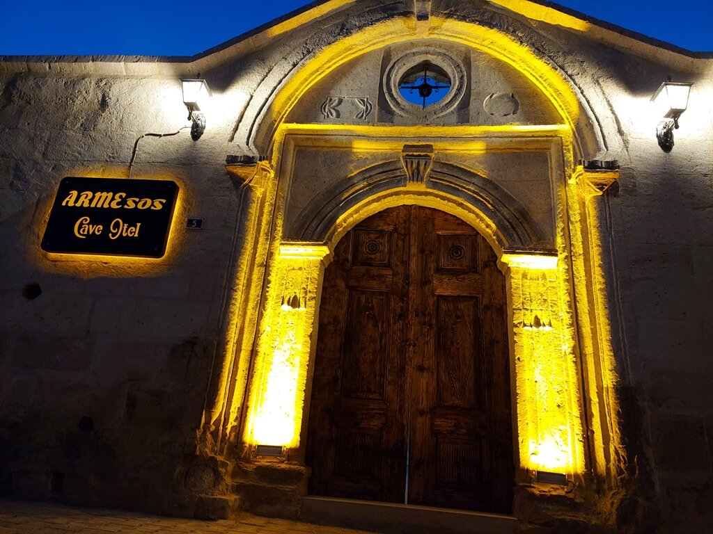 Armesos Cave Hotel · 133