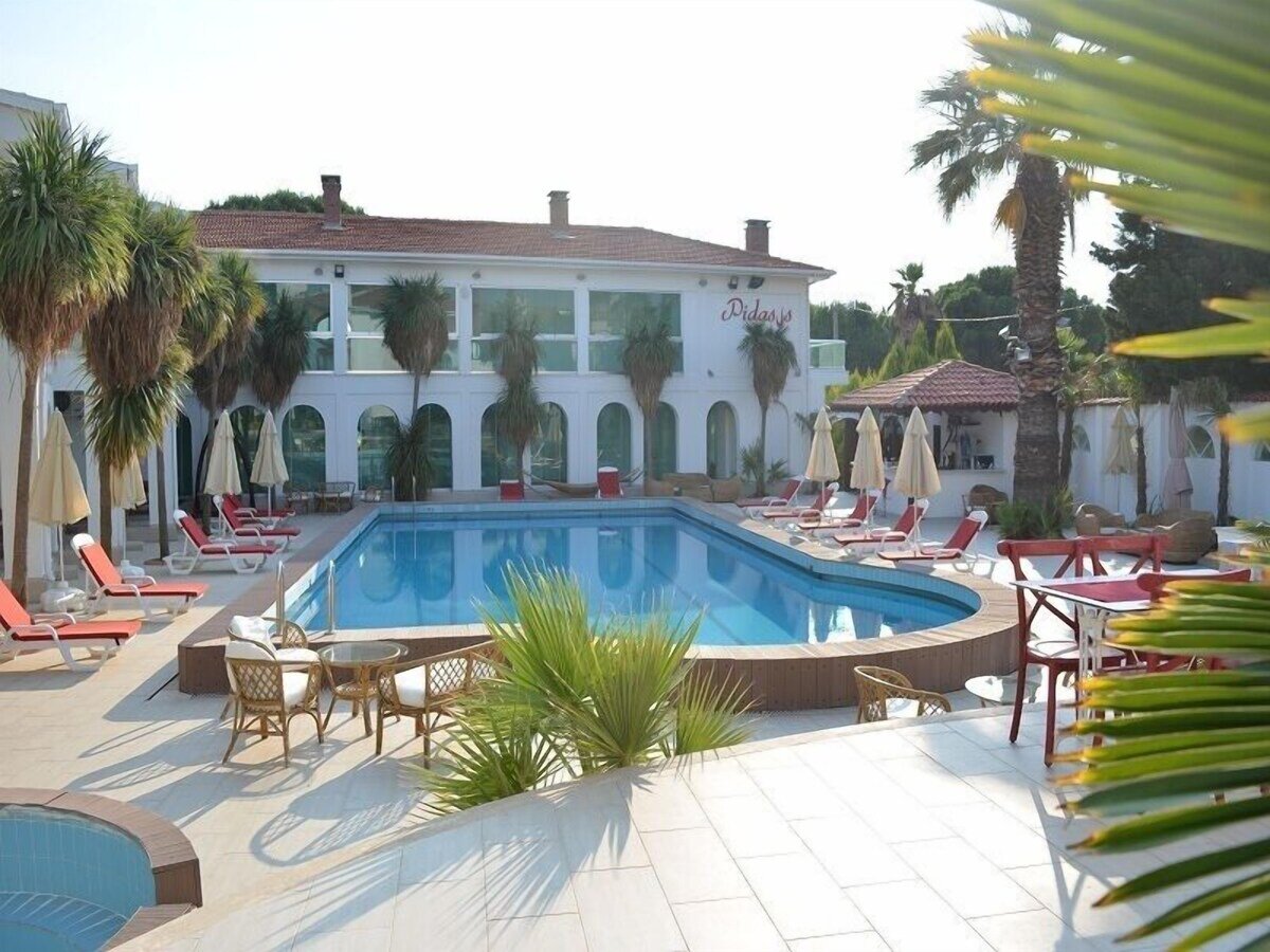 Pidasus Otel