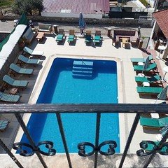 California Apart Hotel