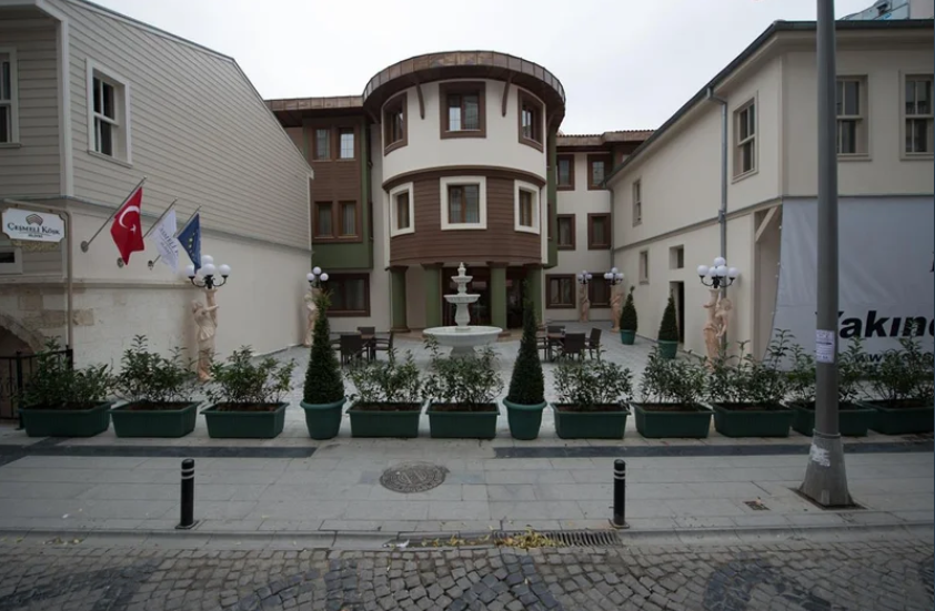 Çeşmeli Konak Otel