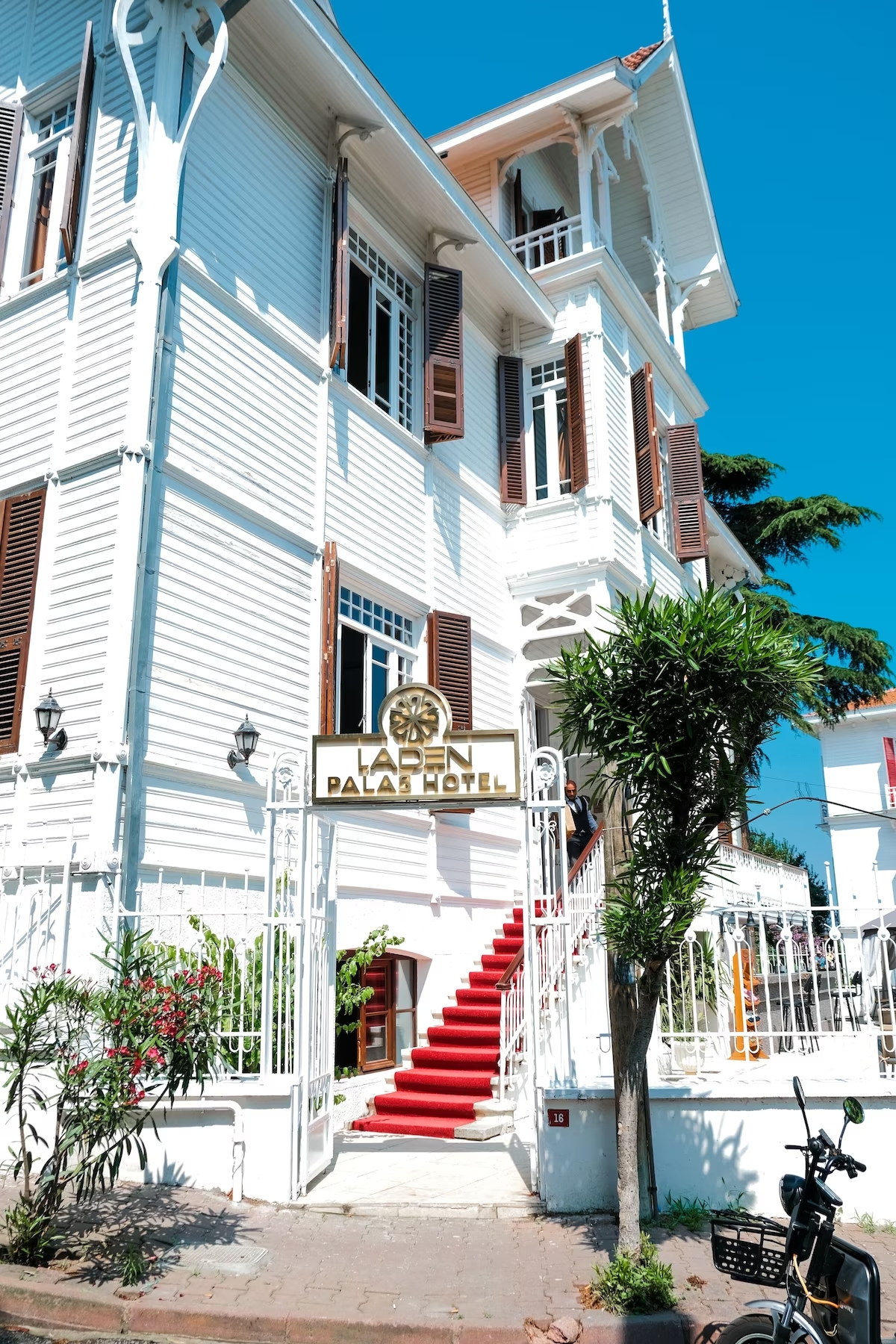 Laden Palas Hotel