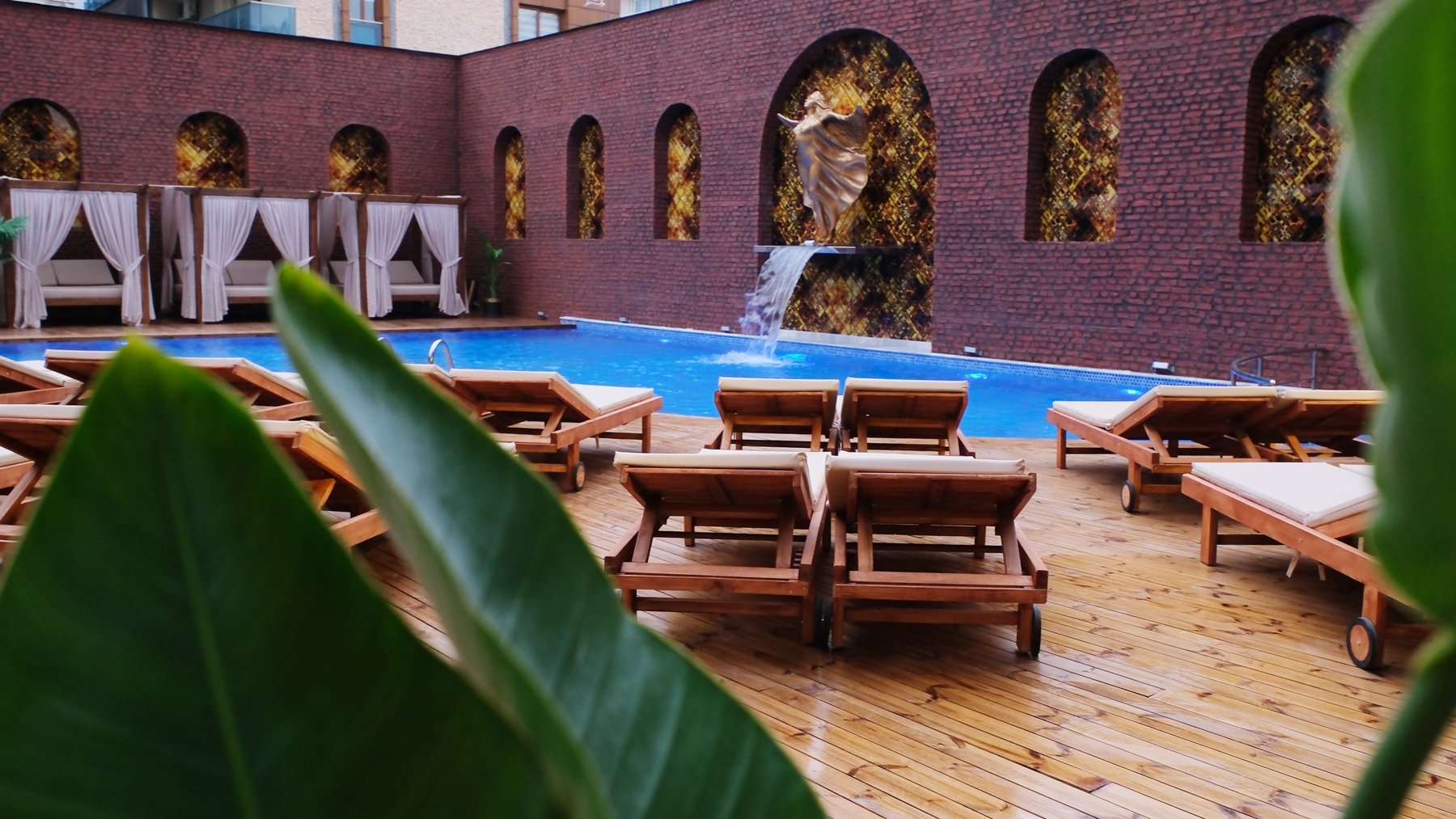 Duqqan Deluxe Hotel · 24