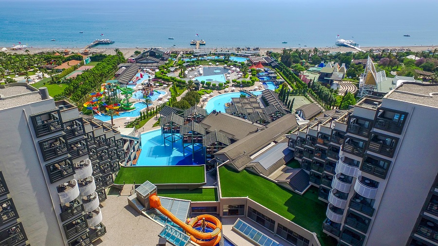 Limak Lara Deluxe Hotel & Resort