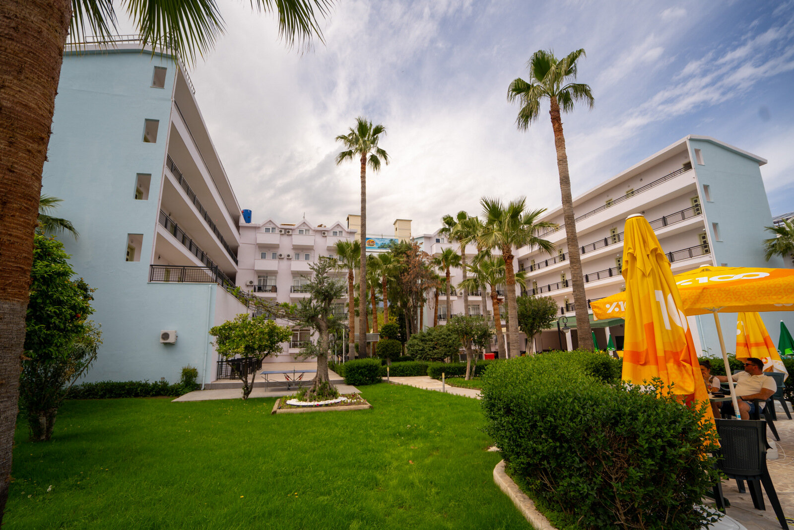 Malibu Resort Hotel
