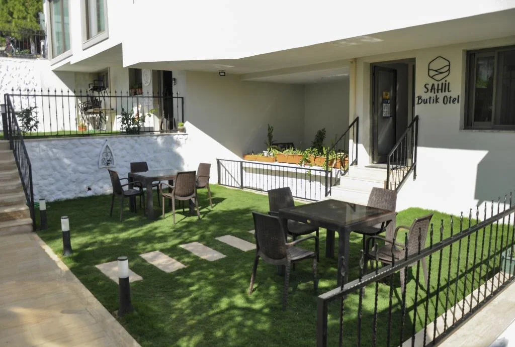 Çeşme Sahil Otel