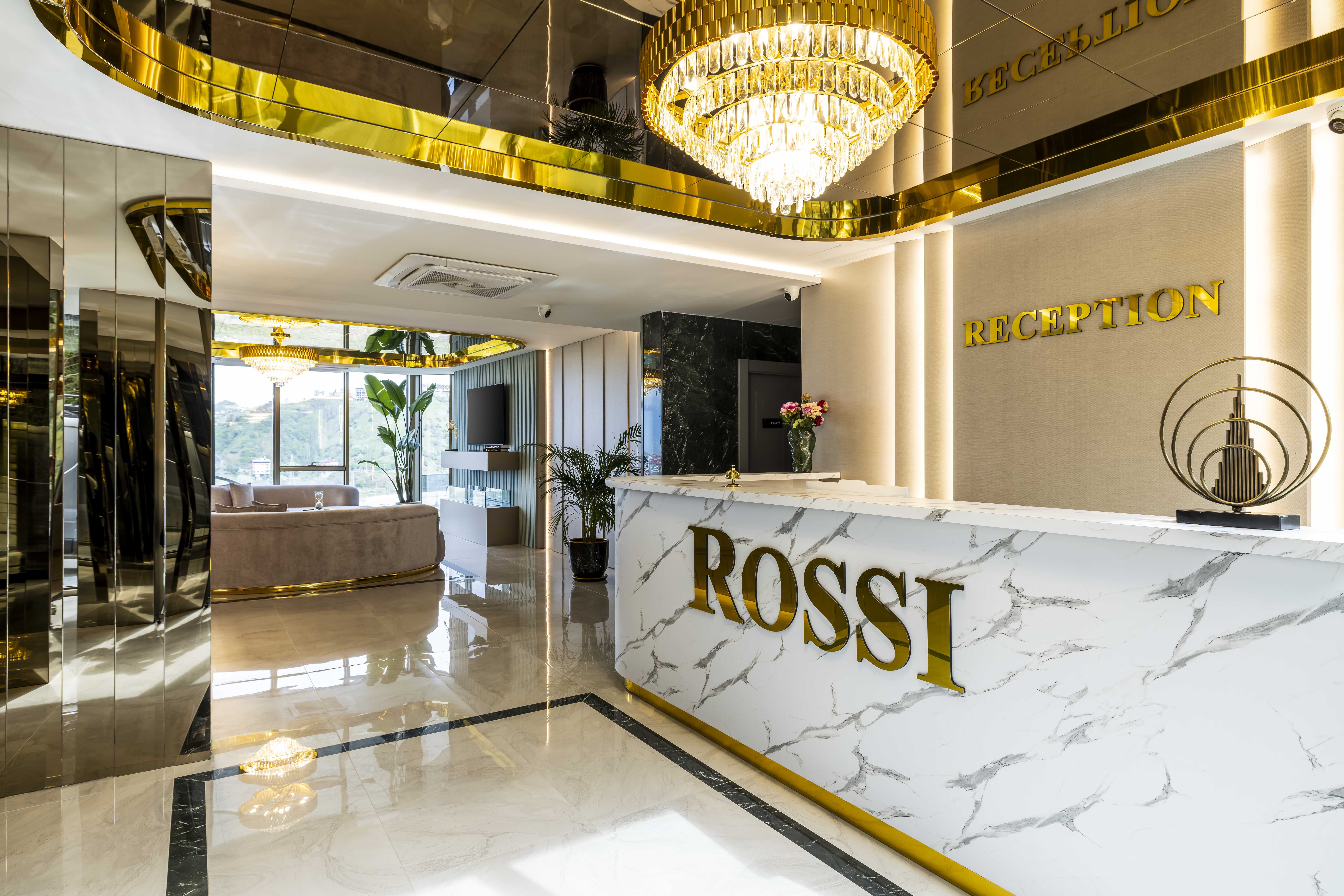 Rossi Luxury Hotel