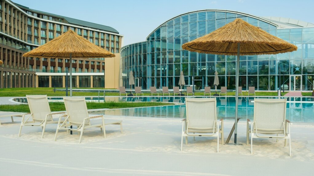 Sinnada Resort & Thermaland · 8