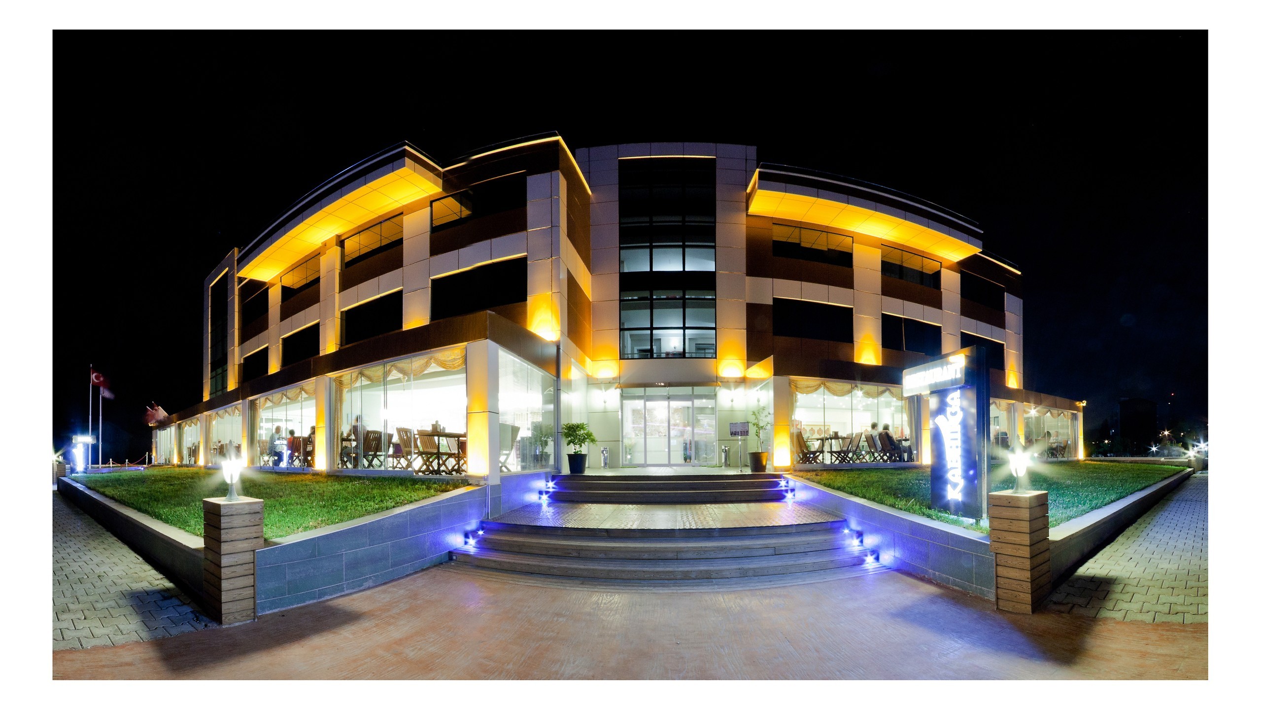 Kadhırga Hotel