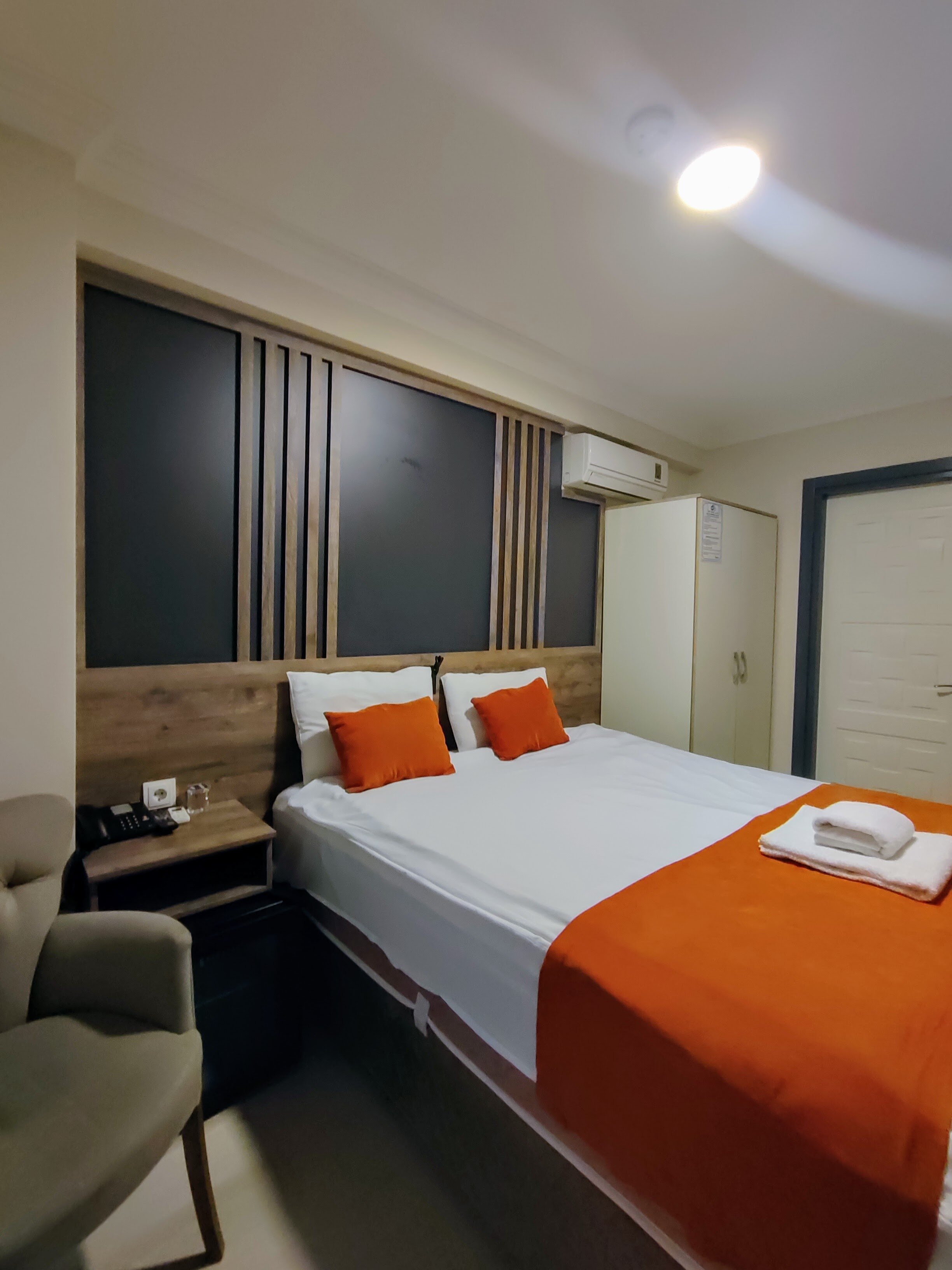 Ador Troia Otel · 10