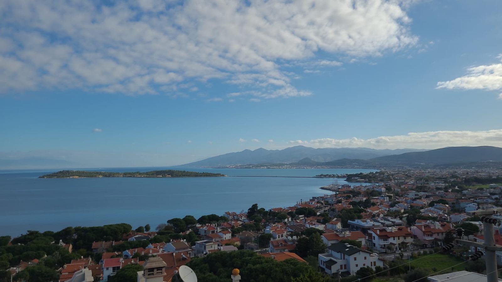 Terrace Urla