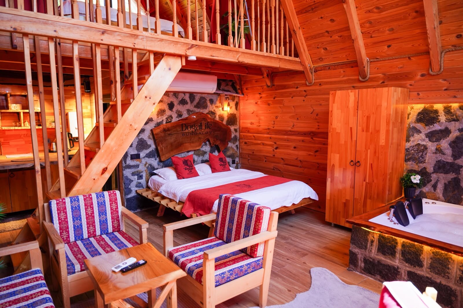 Turuncu Bungalov