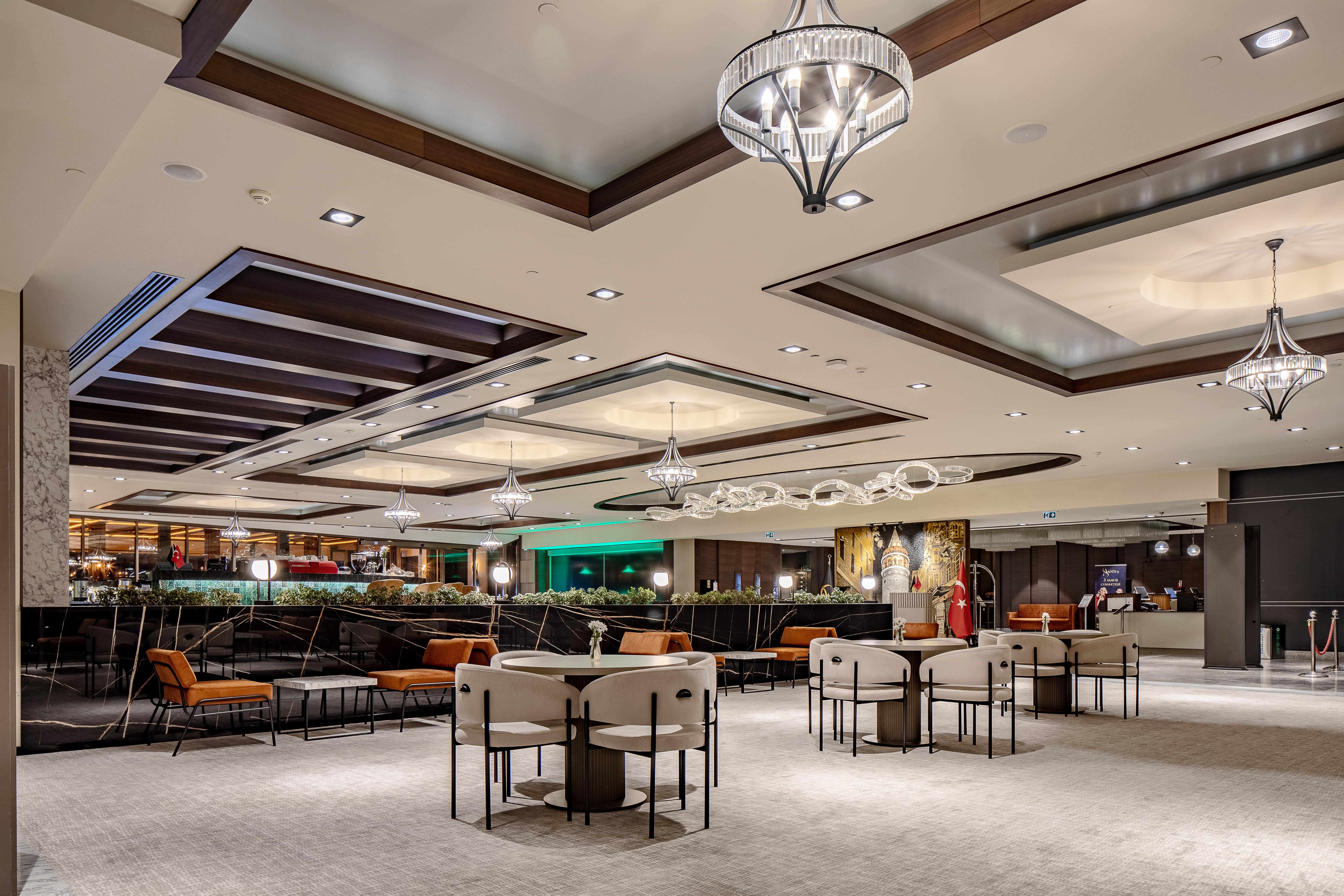 Grand Harilton Hotel · 13