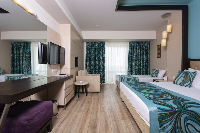 Aile Odası, Kara Manzaralı