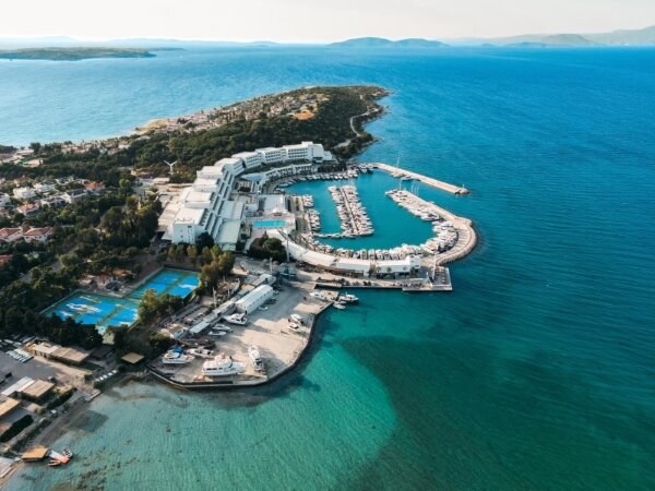 Altın Yunus Hotel & Spa Çeşme