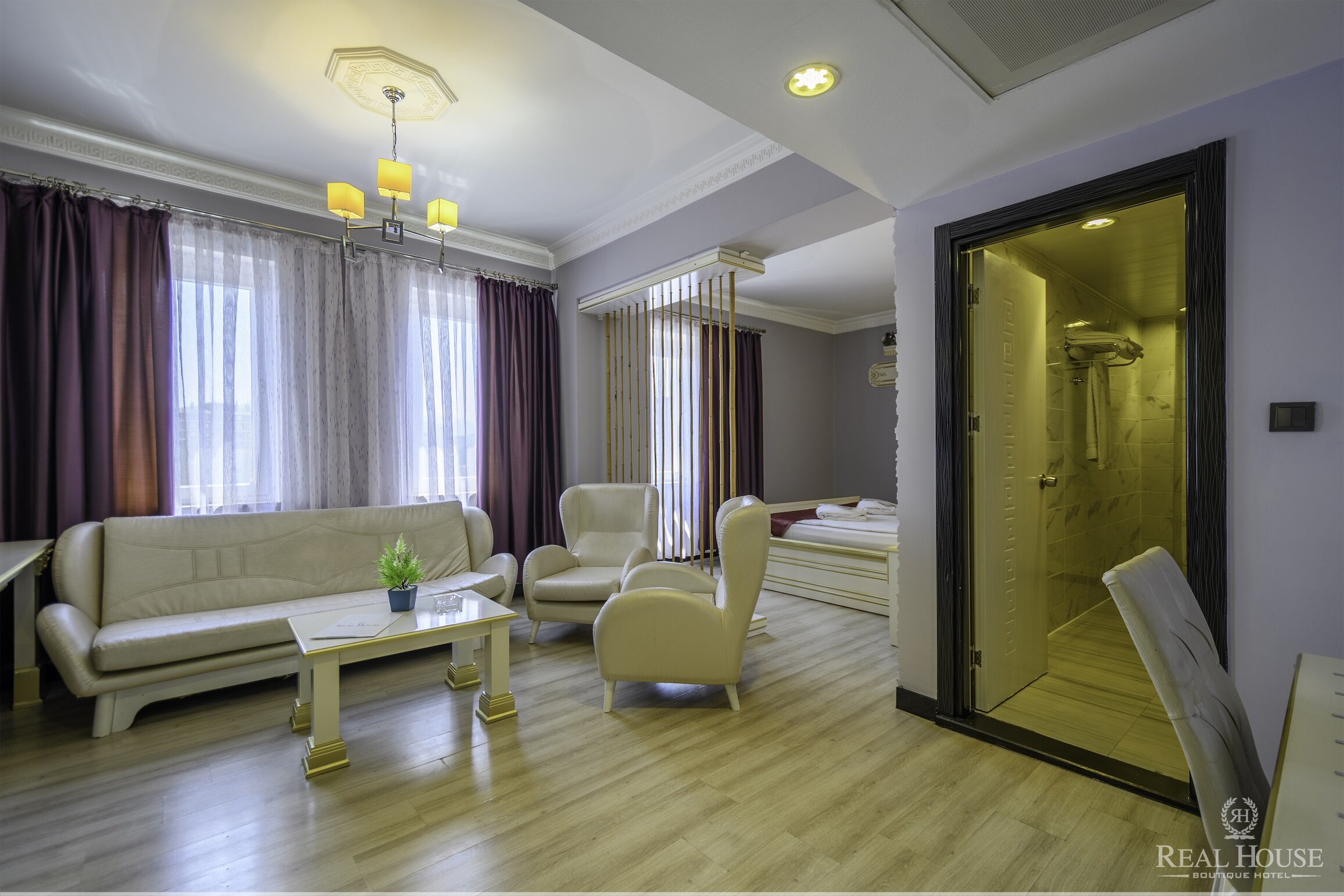 Real House Boutique Hotel Rezervasyon