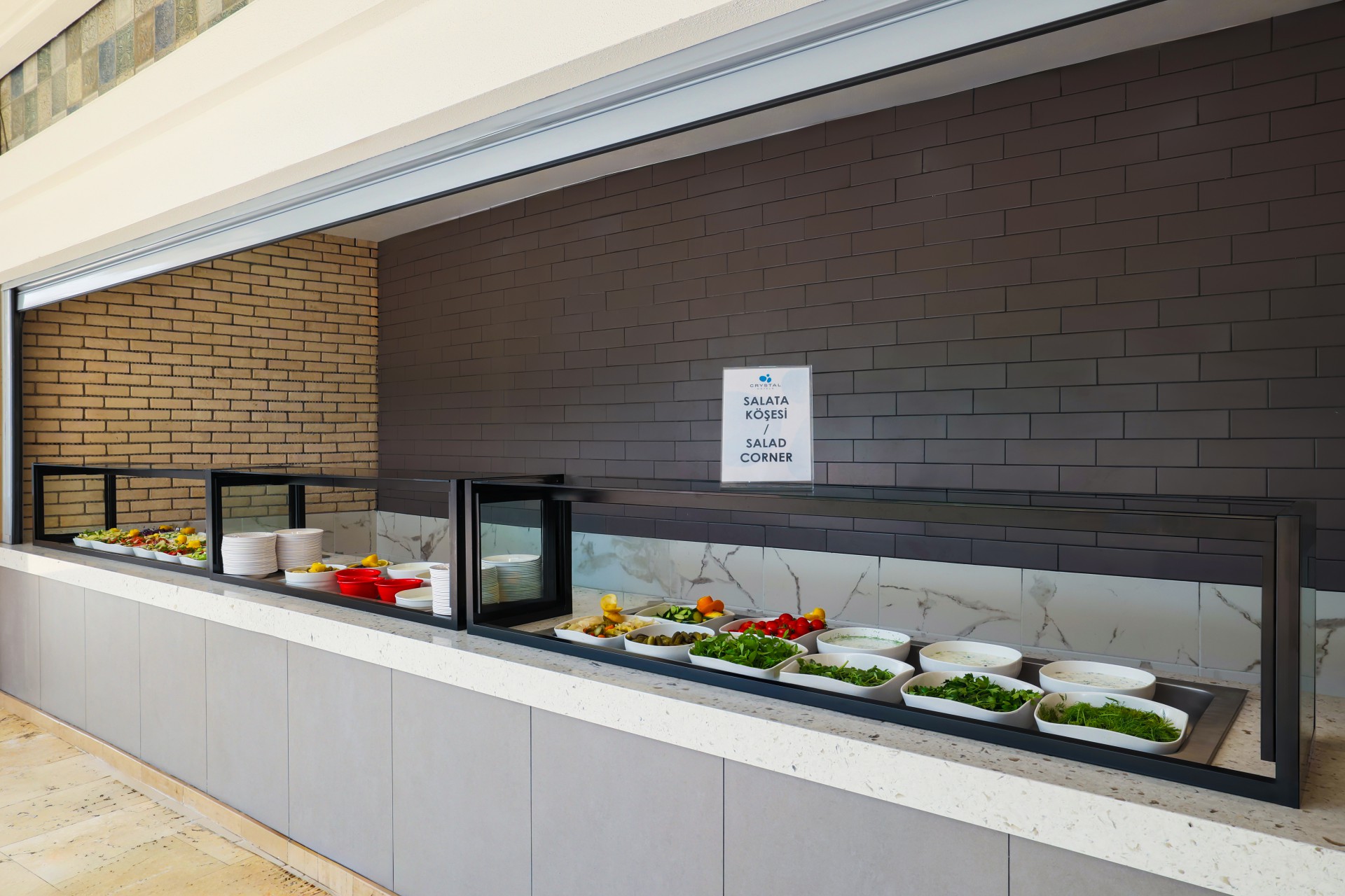 Crystal Admiral Resort Suites & Spa