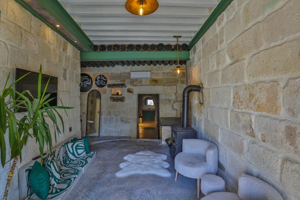 Eka Cave Maison galeri 5